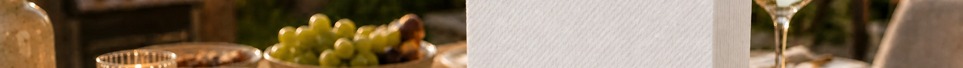 Wedding Napkins: Disposable vs. Linen and How Many to Order