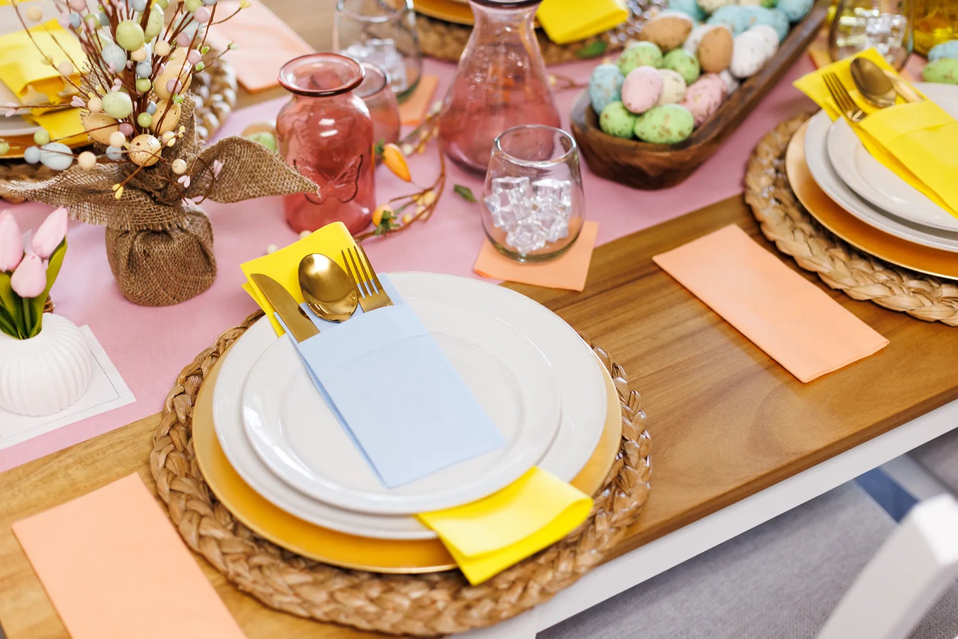 What Are Airlaid Napkins? Why They Feel Like Linen